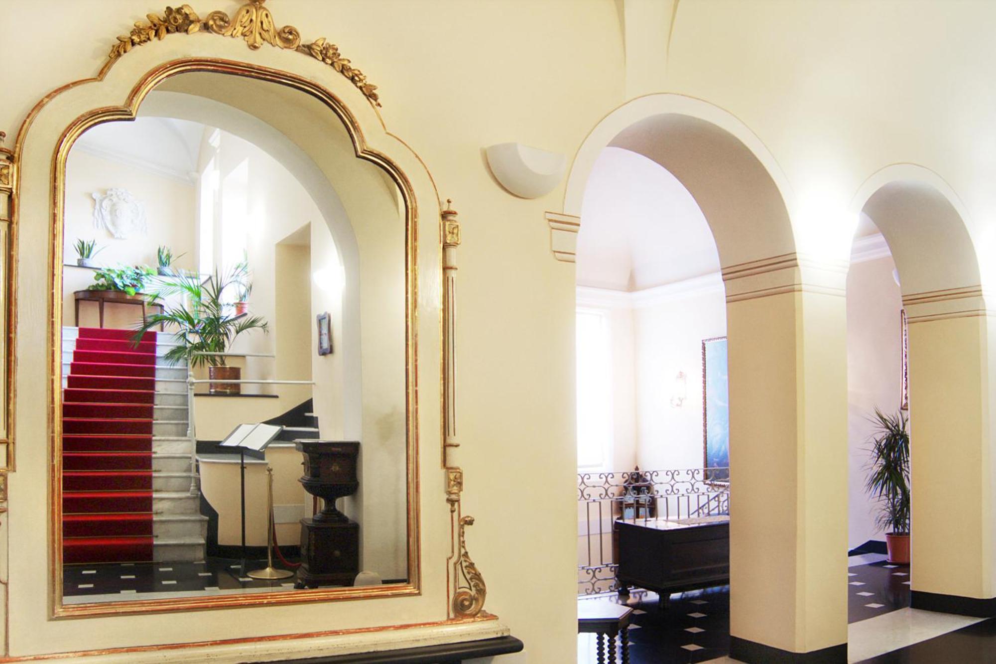 Palazzo Vescovile Hotel Noli Buitenkant foto