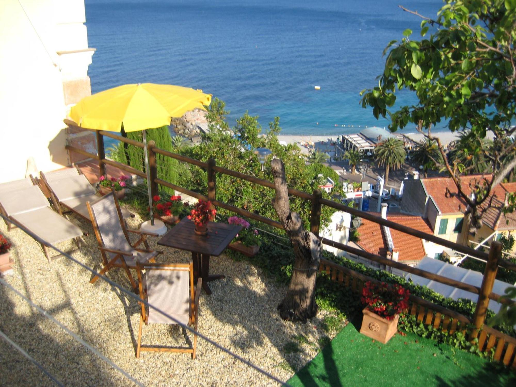 Palazzo Vescovile Hotel Noli Buitenkant foto
